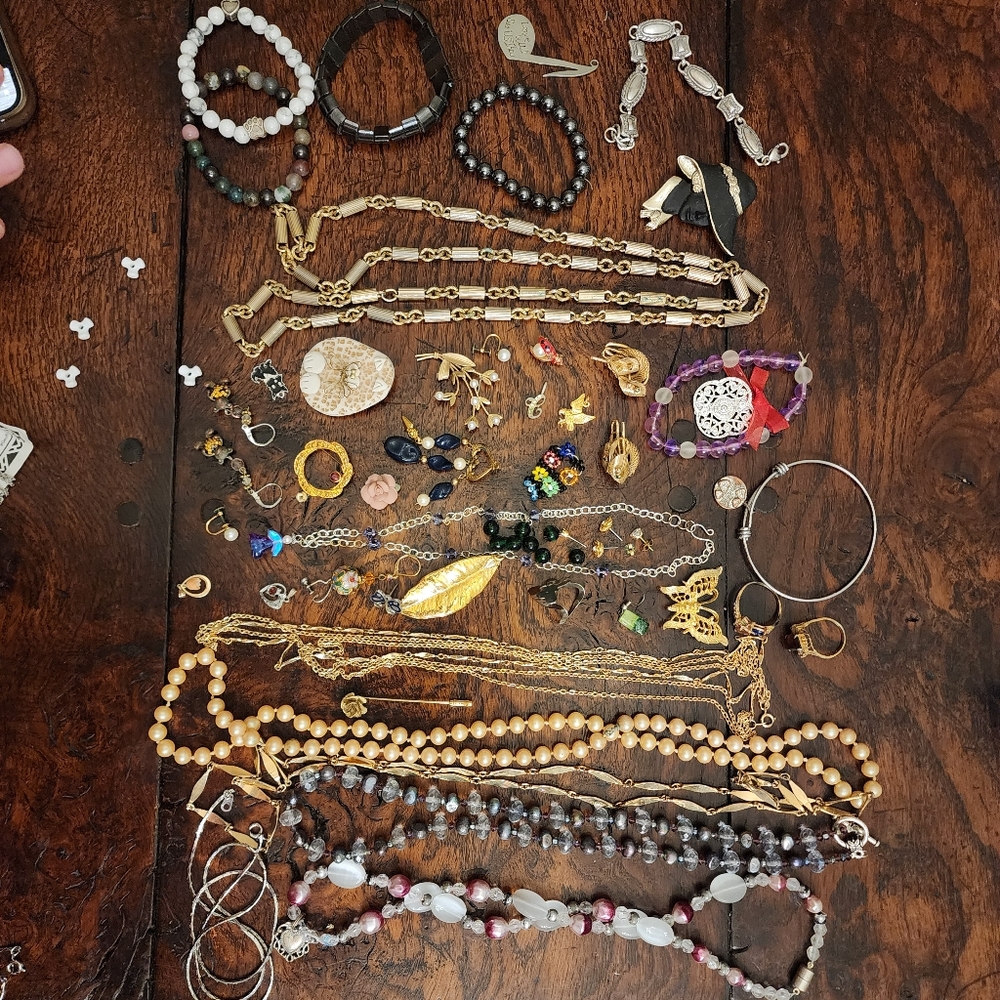 Elegant Gold and Silver Women's Jewelry Set